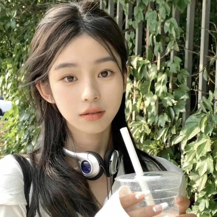 激活落榜生系统，女帝求我当状元